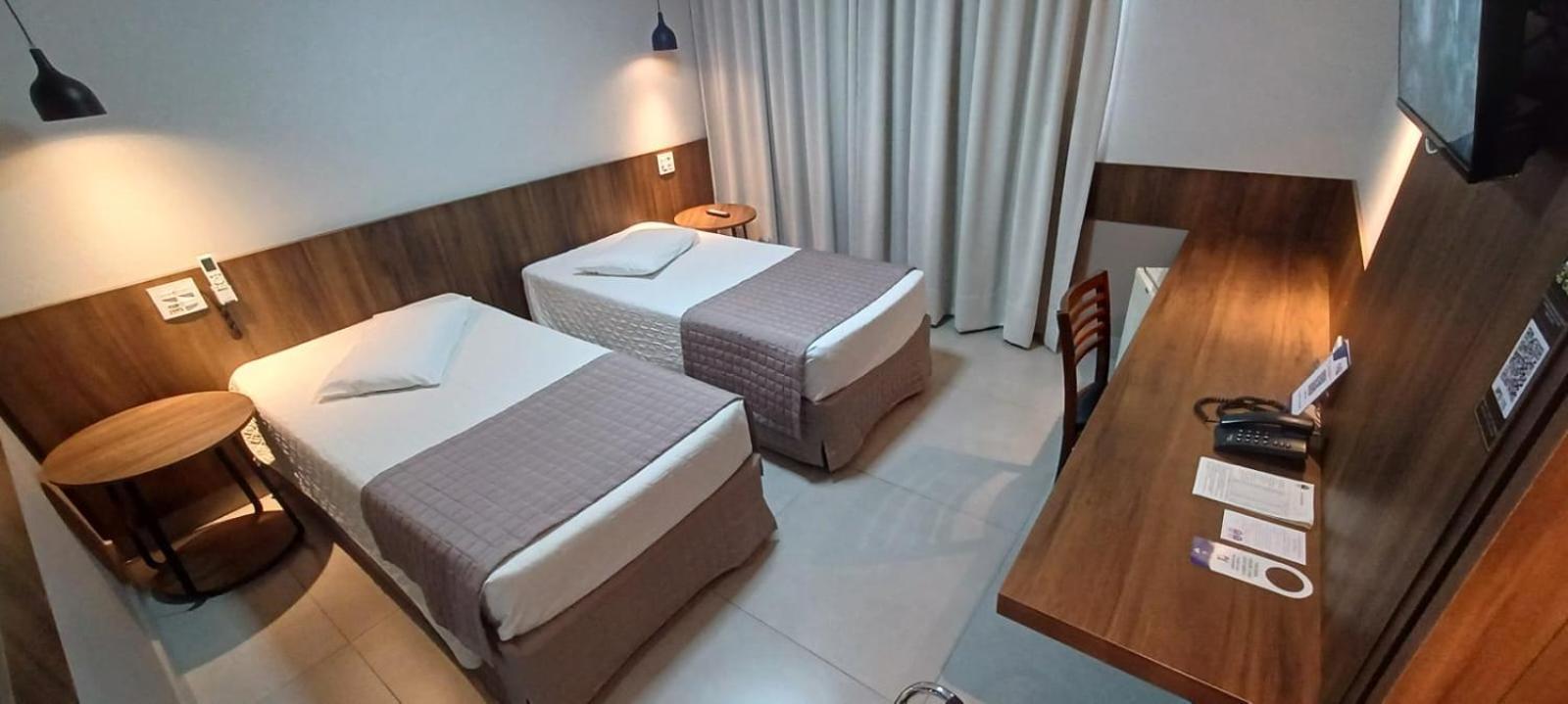 Cristal Palace Hotel Lins